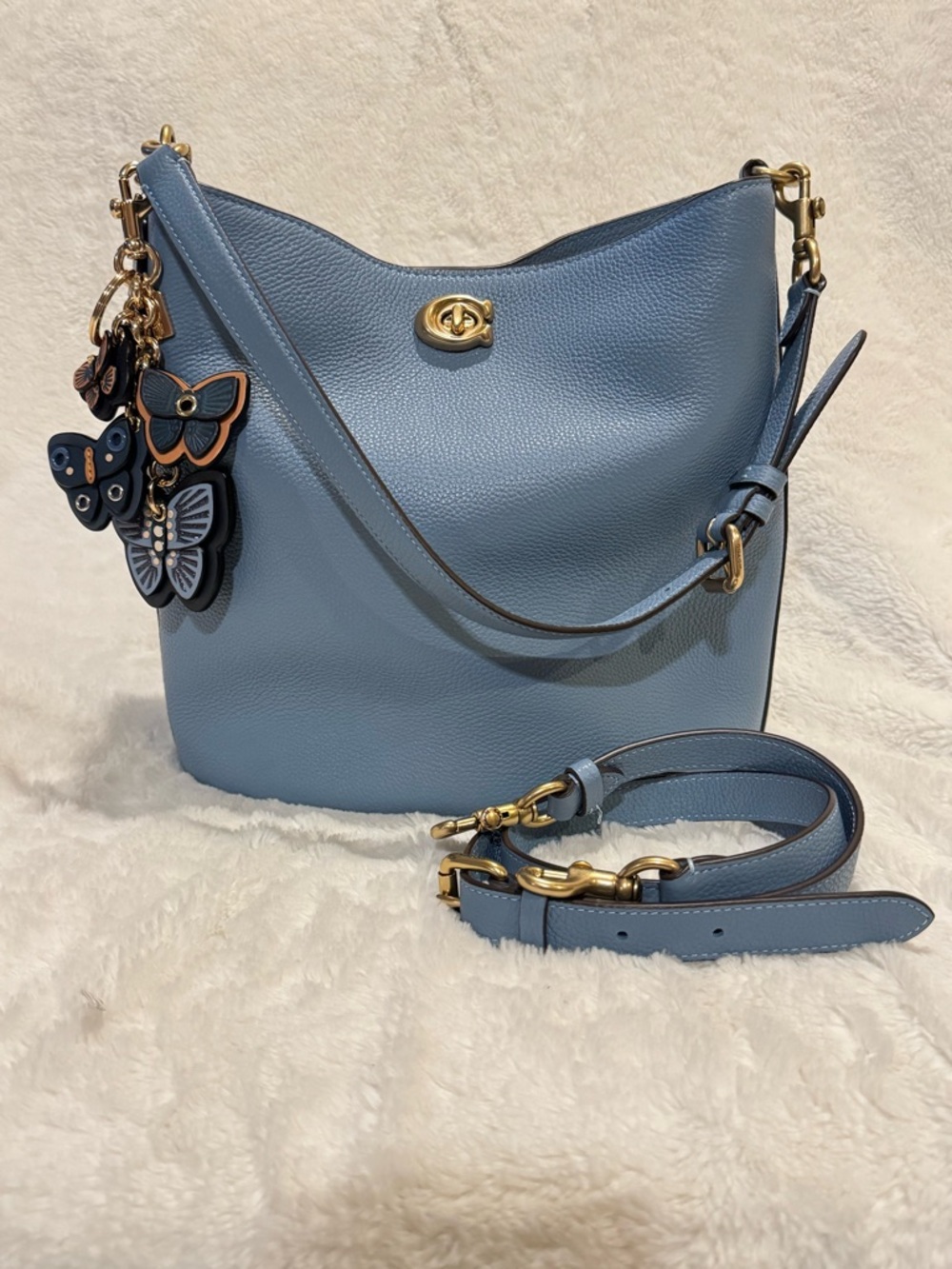 NWOT Coach Willow Soft Bucket Bag